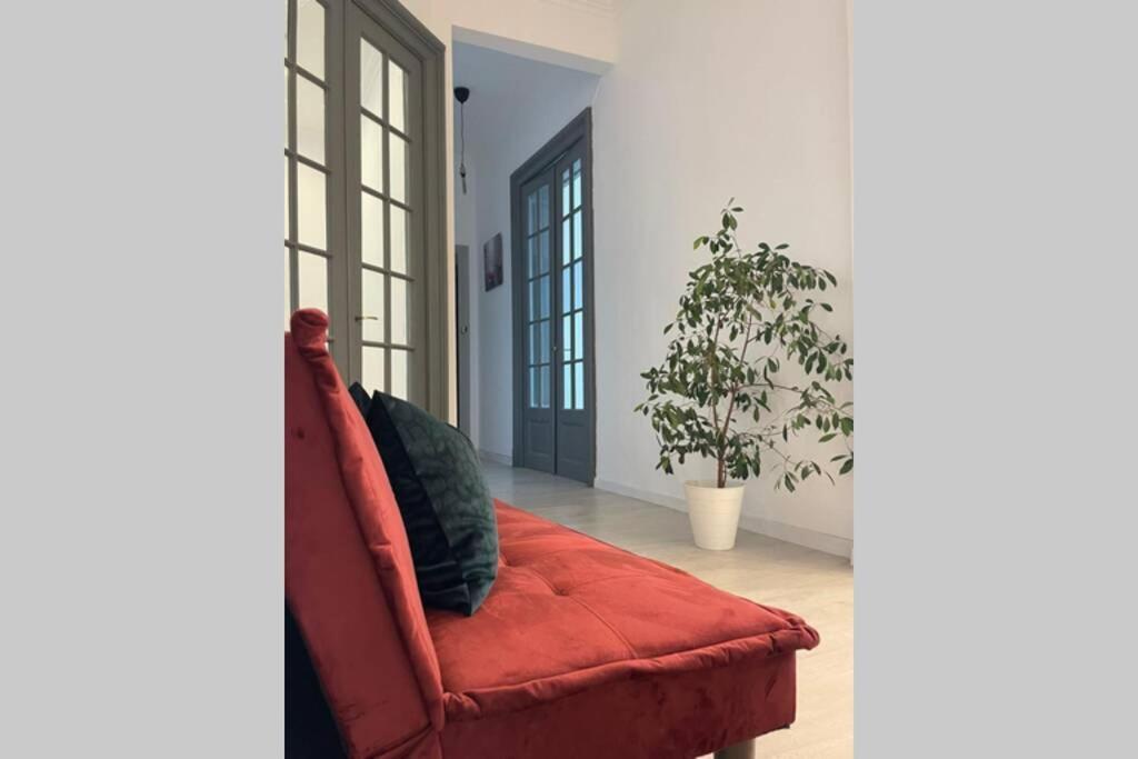 Outstanding 3Br Ultracentral Cityview Balcony Aaa Apartment Bukares Bagian luar foto