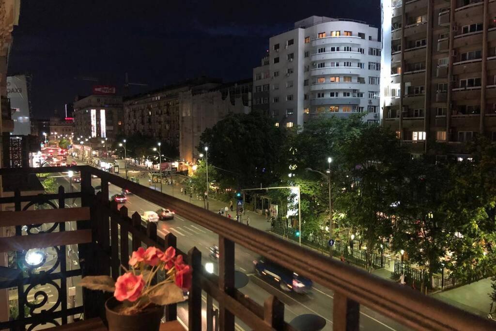 Outstanding 3Br Ultracentral Cityview Balcony Aaa Apartment Bukares Bagian luar foto